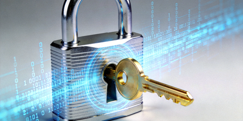 온라인 계정 보안을 상징하는 자물쇠와 키 이미지